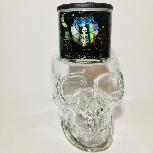 Color Changing Light up CRYSTAL SKULL Candle Holder - Picture 5 of 10